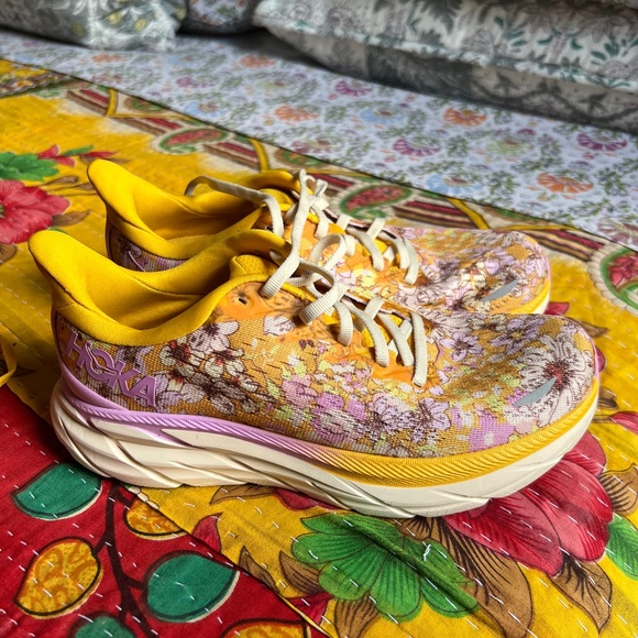 Hoka Shoes - HOKA | FP MOVEMENT Printed Clifton 8 Sneakers